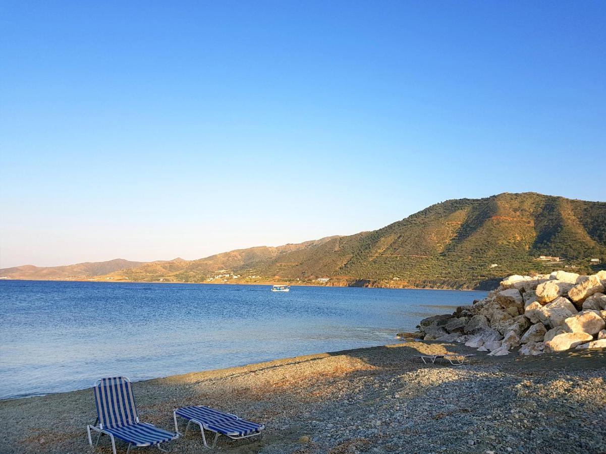 Seaclusion Vacation Villa Pomos Luaran gambar